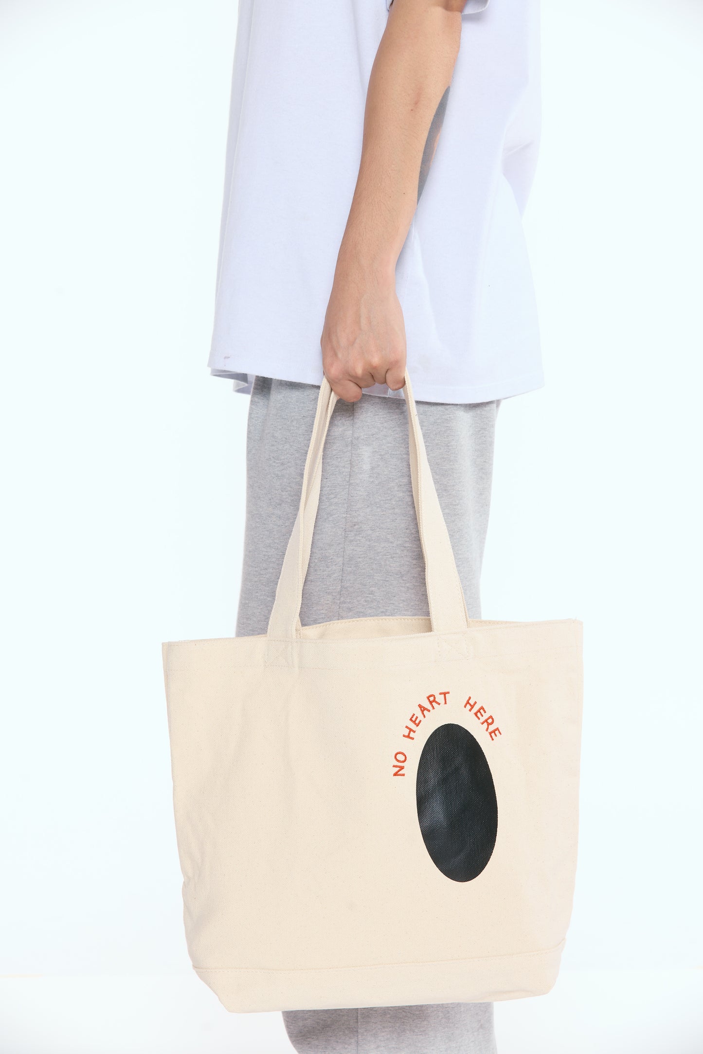 NO HEART HERE TOTE BAG